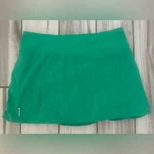 Flir Tee Golf: Skort, Green & White, Ruffled, Large